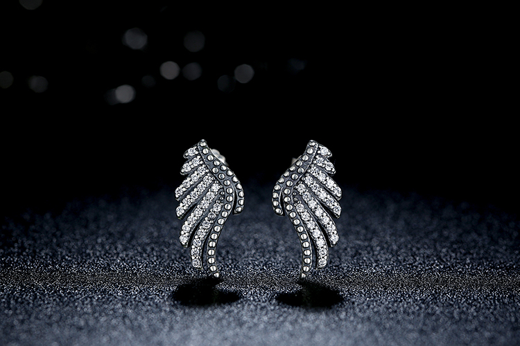 Majestic Sterling Silver Angel Feathers Stud Earrings with Clear Cubic Zirconia